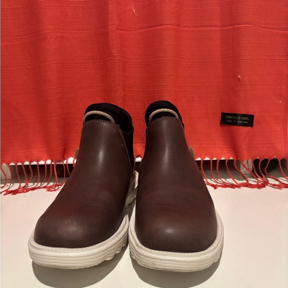 Hey Dude Women’s Branson Leather Boots